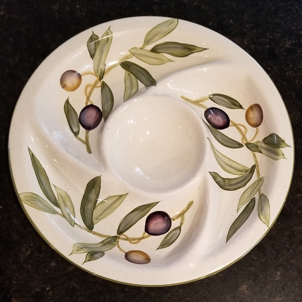 Pier 1 Chips and Dip Set